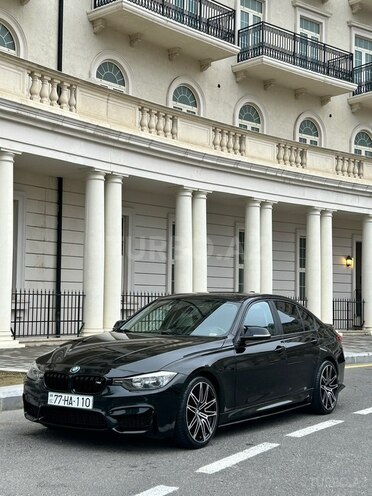 BMW 320-2