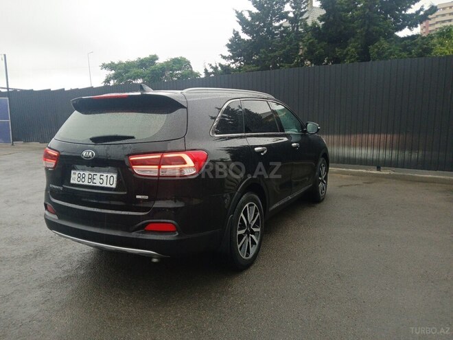 Kia Sorento-7