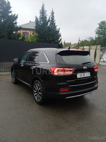 Kia Sorento-8