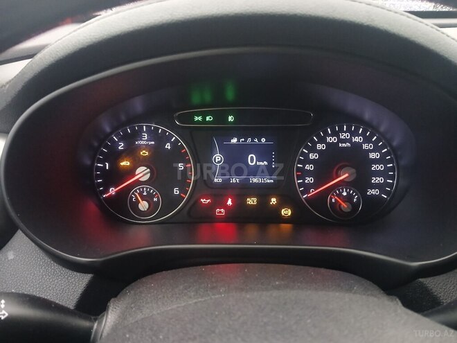 Kia Sorento-11