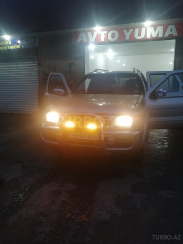 Nissan Pathfinder-5