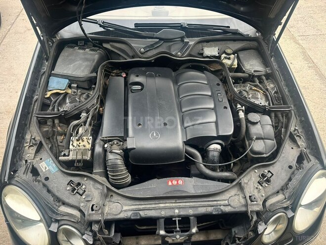 Mercedes E 220-20