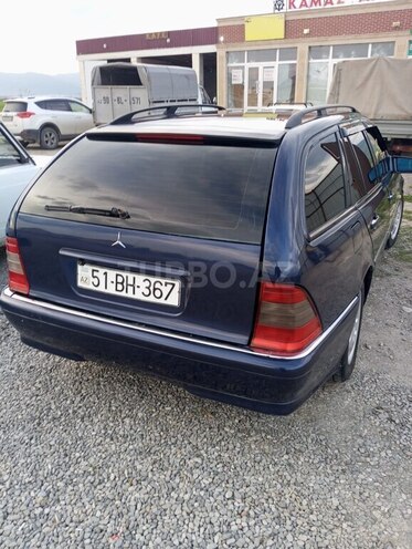 Mercedes C 180-7