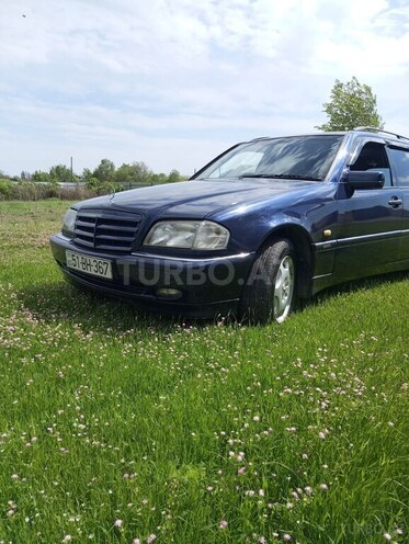 Mercedes C 180-3