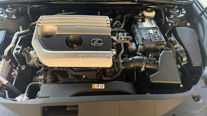 Lexus ES 200-8