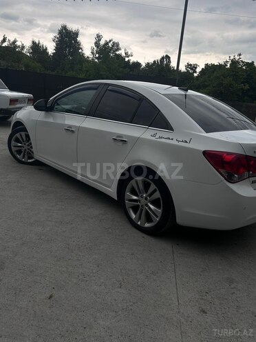 Chevrolet Cruze-10