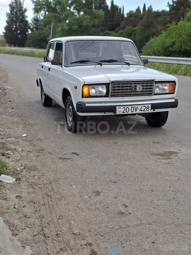 LADA (VAZ) 2107-2