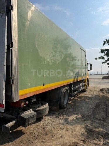 Mercedes Atego 1828-5