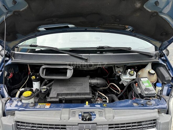 Ford Transit-18