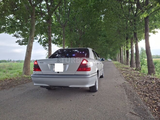 Mercedes C 200-5