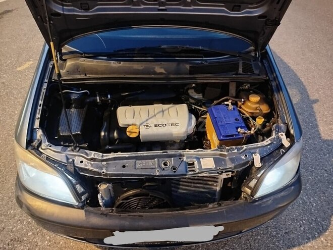 Opel Zafira-6