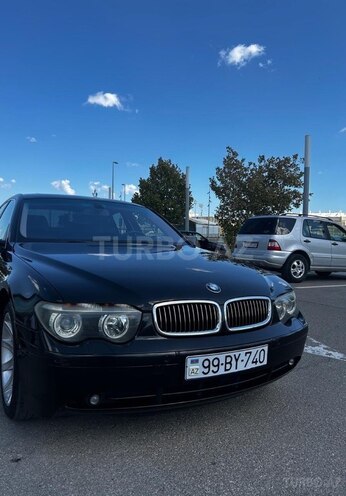 BMW 745-4