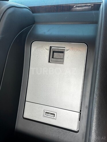 BMW 745-9
