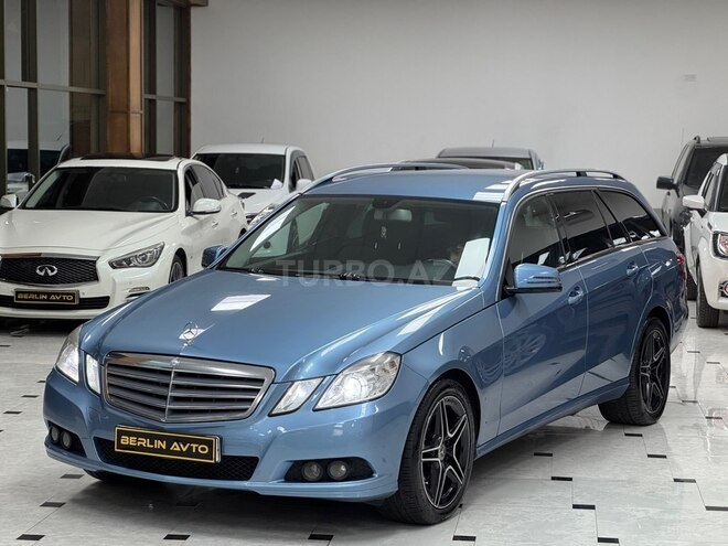 Mercedes E 220-3