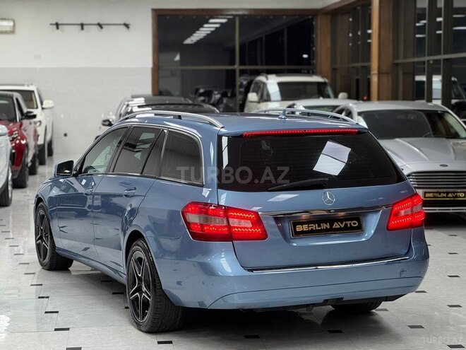 Mercedes E 220-9