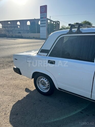 LADA (VAZ) 2107-4