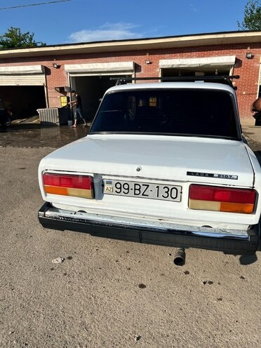 LADA (VAZ) 2107-5