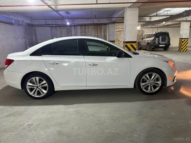 Chevrolet Cruze-13