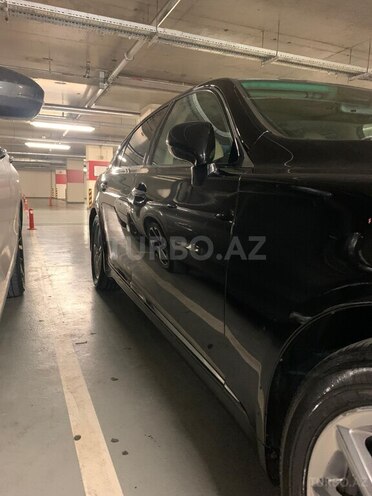 Lexus LS 600h L-7