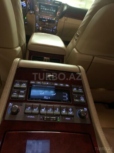 Lexus LS 600h L-14