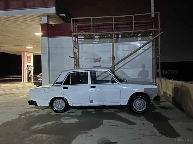 LADA (VAZ) 2107-4