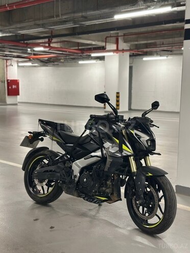 Bajaj Pulsar NS 400-6