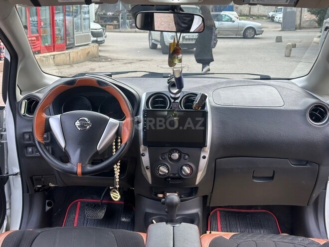 Nissan Note-5
