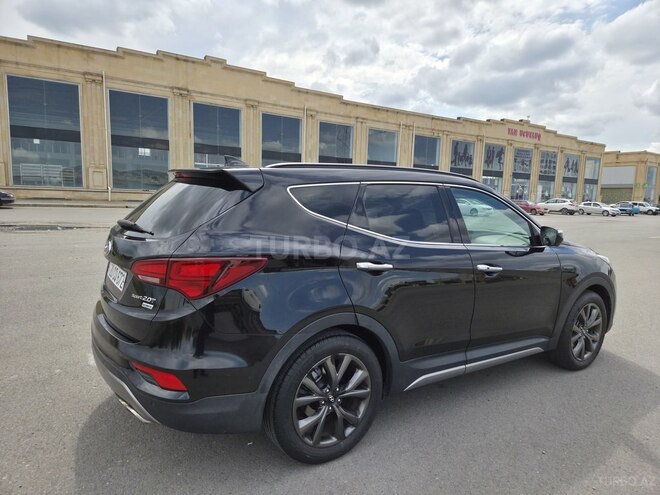 Hyundai Santa Fe-12