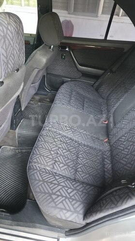 Mercedes C 180-7