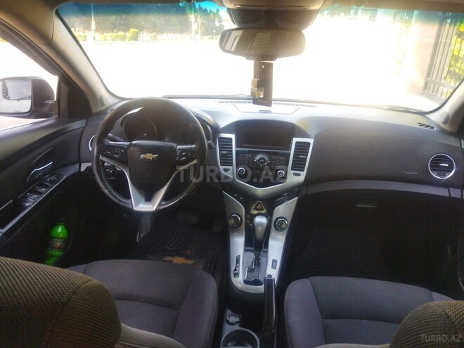 Chevrolet Cruze-3