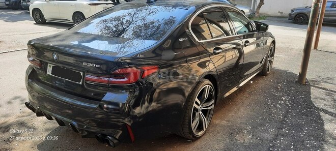 BMW 530e-4