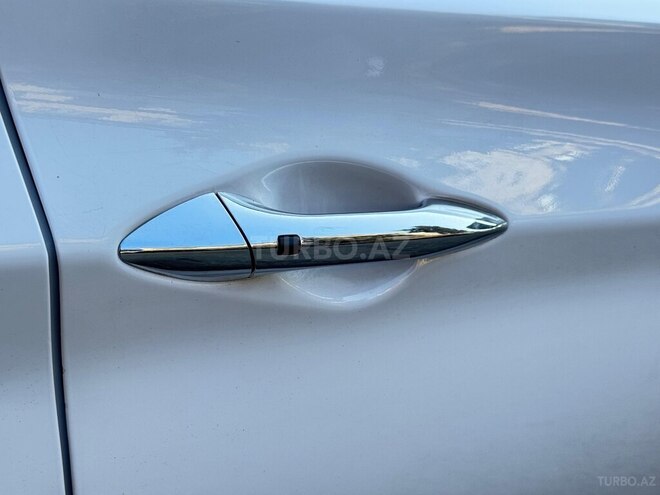 Hyundai Avante-10