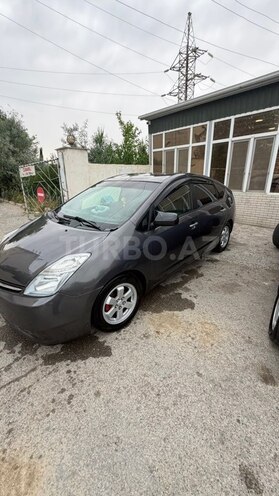 Toyota Prius-4