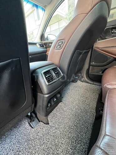 Kia Sorento-14