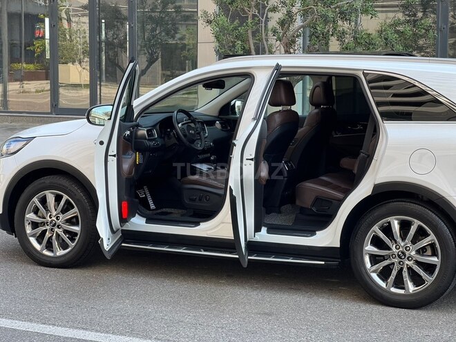 Kia Sorento-15