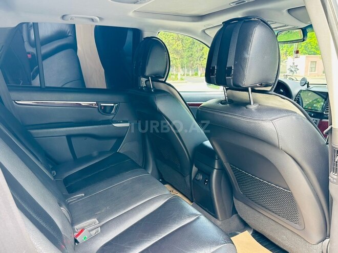 Hyundai Santa Fe-7