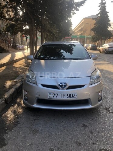 Toyota Prius-1