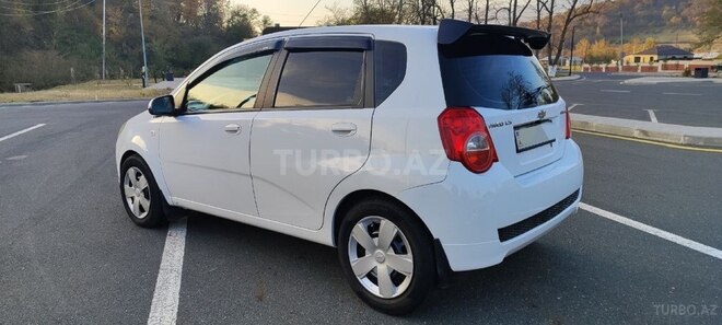 Chevrolet Aveo-2