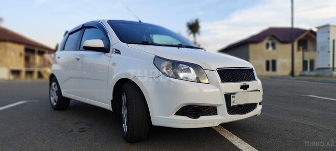Chevrolet Aveo-1