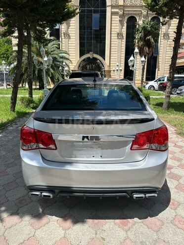 Chevrolet Cruze-8