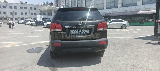 Kia Sorento-2