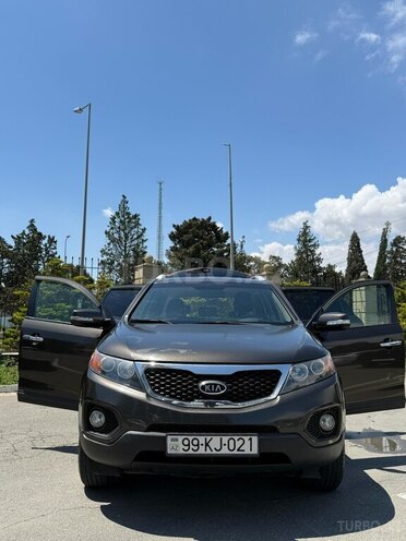 Kia Sorento-12