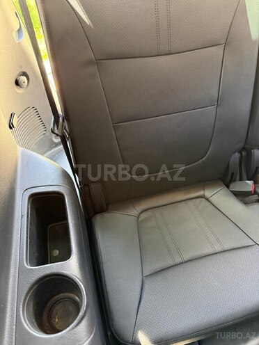 Kia Sorento-11