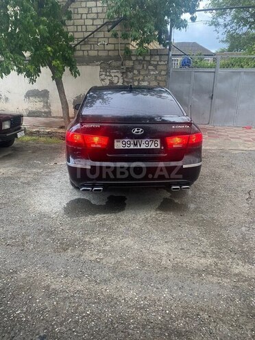 Hyundai Sonata-2