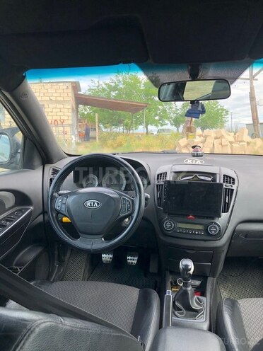 Kia Ceed SW-3
