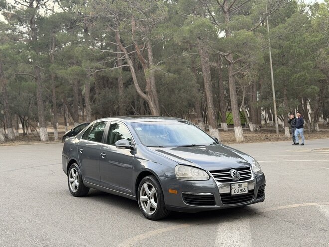 Volkswagen Jetta-4