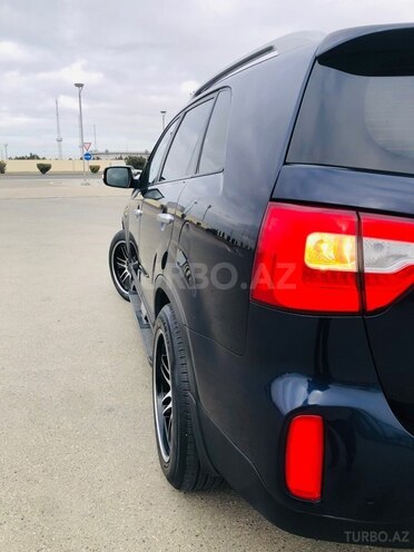 Kia Sorento-4