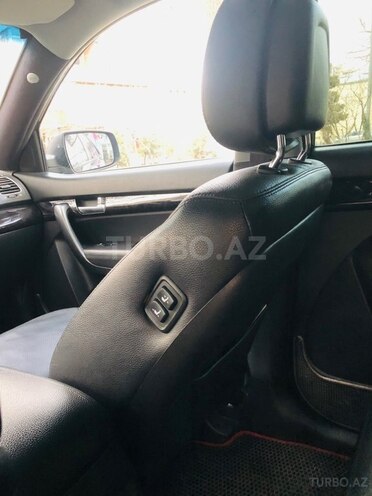 Kia Sorento-12