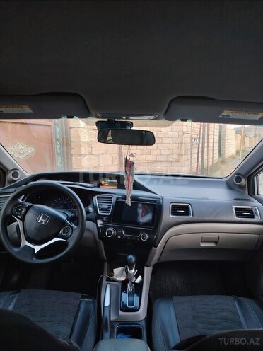 Honda Civic-4