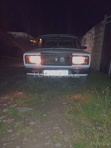 LADA (VAZ) 2107-1